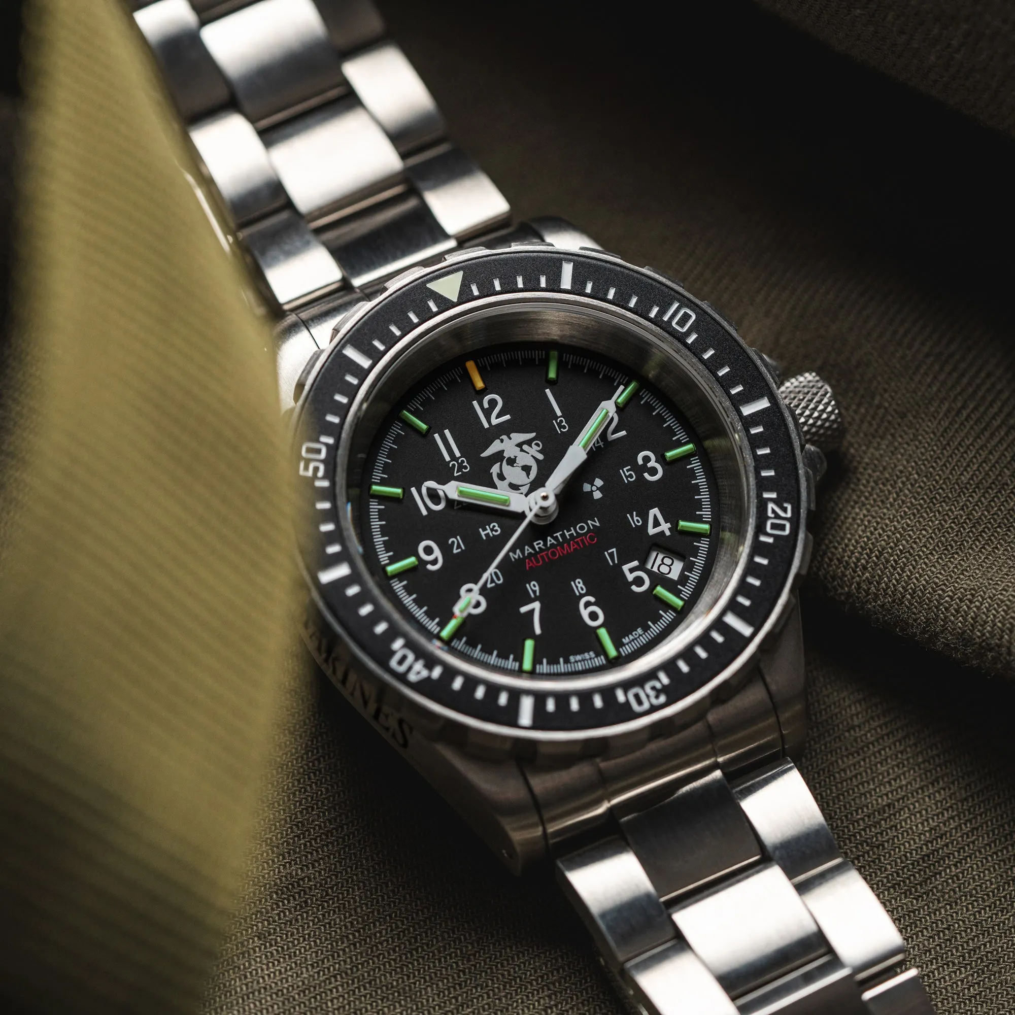 41mm Official USMC™ Large Diver's Automatic (GSAR) with Stainless Steel Bracelet