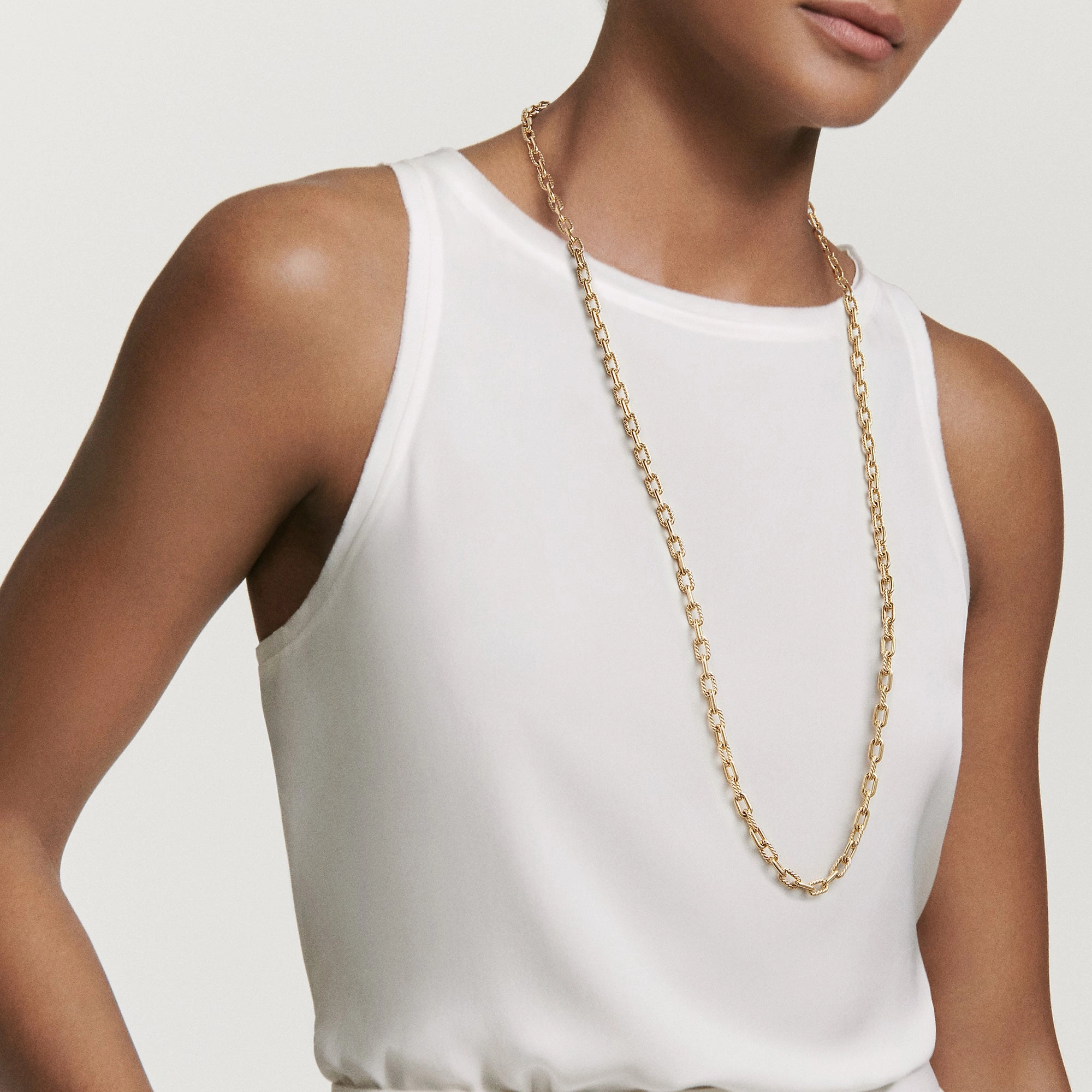DY Madison® Bold Necklace in 18K Gold, 6mm, 18" Length