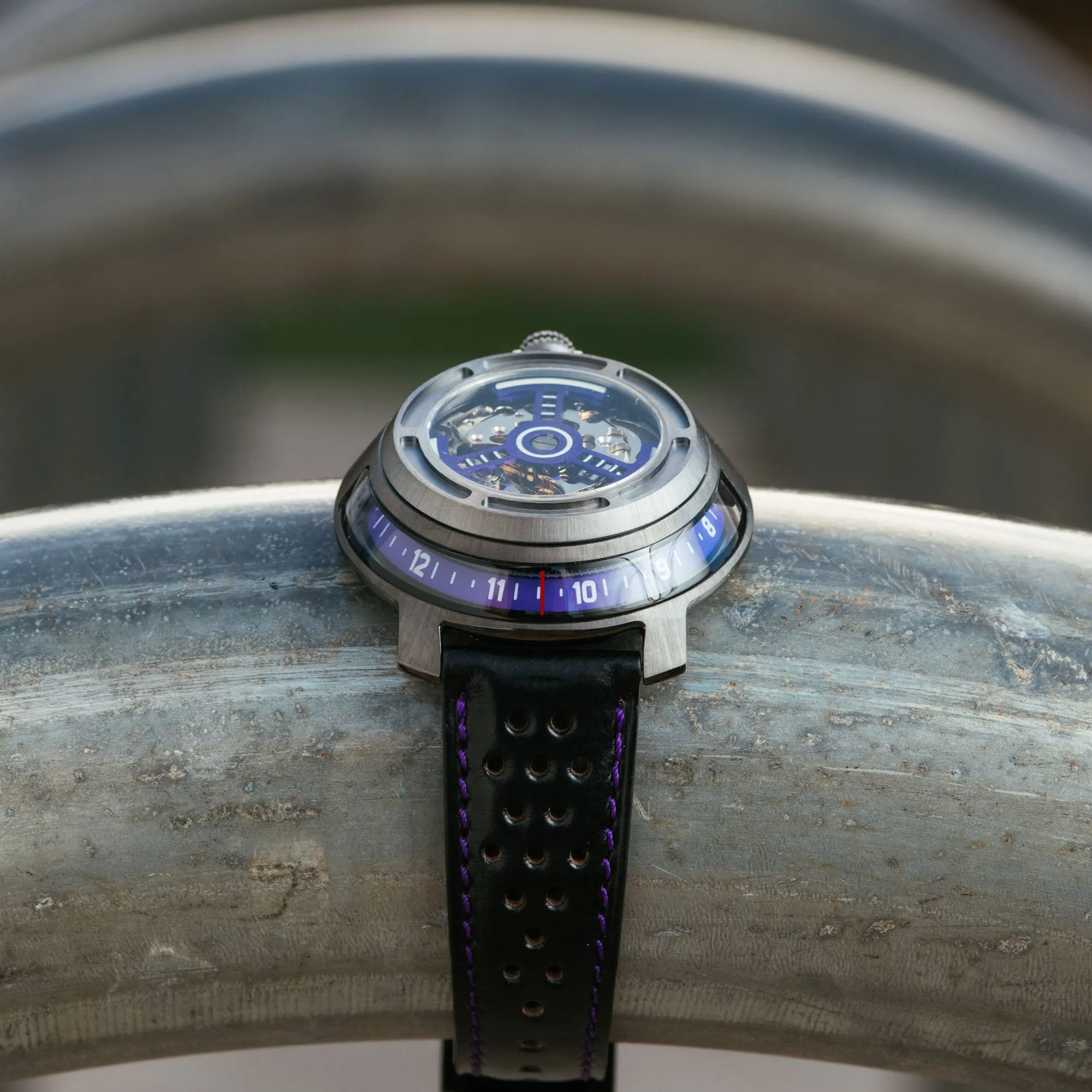 Invertor II Automatic Gunmetal Purple