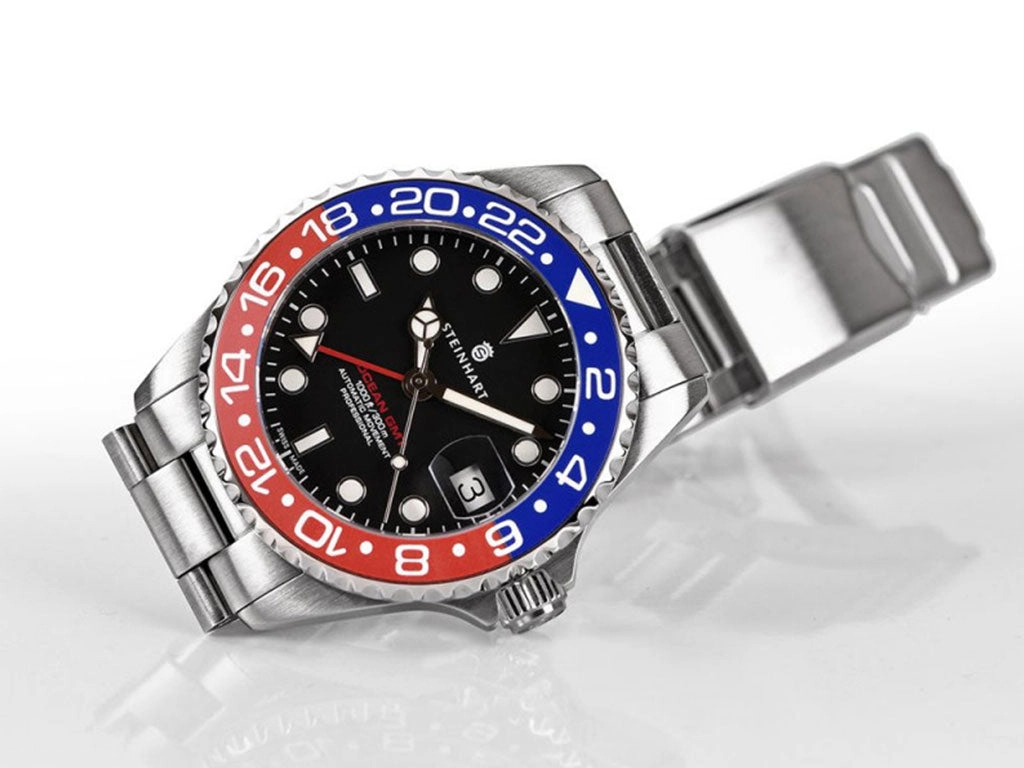 Ocean 39 GMT Blue/Red Ceramic