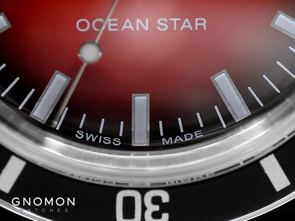 Ocean Star Tribute Gradient Red Ref. M026.830.17.421.00