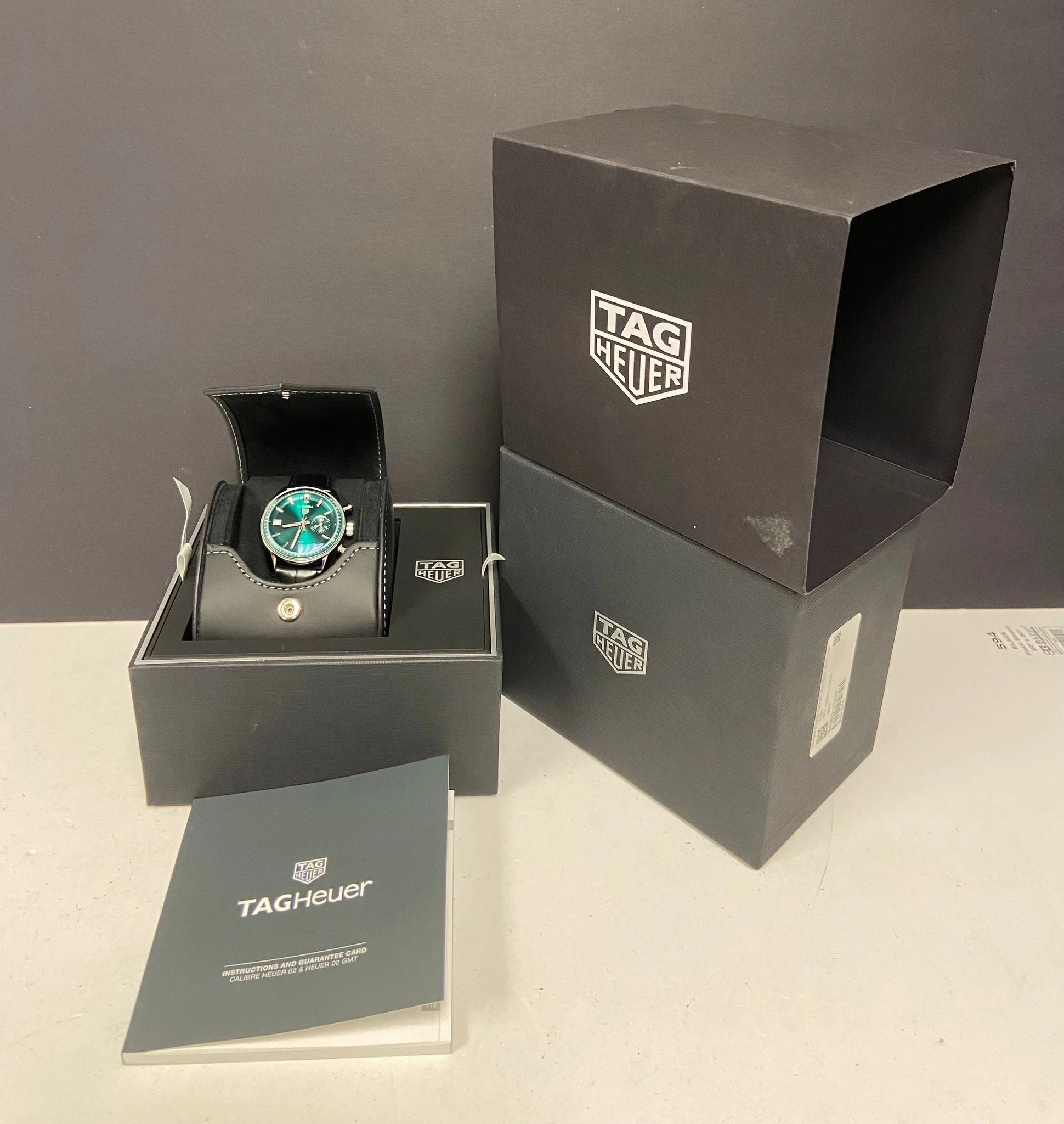 TAG Heuer Carrera Chronograph Glassbox 39mm CBS2211.FC6545 Green Dial Automatic Men's Watch