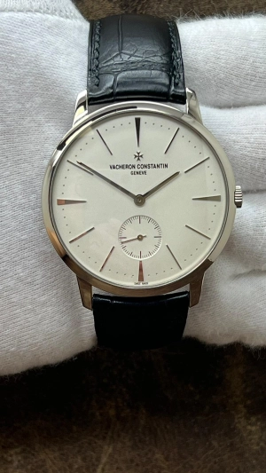 Vacheron Constantin Patrimony 1110U/000G-B086 White Dial Hand Wind Men's Watch