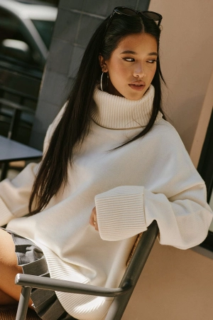 White Knit Top Long Sleeve Oversized High Neck